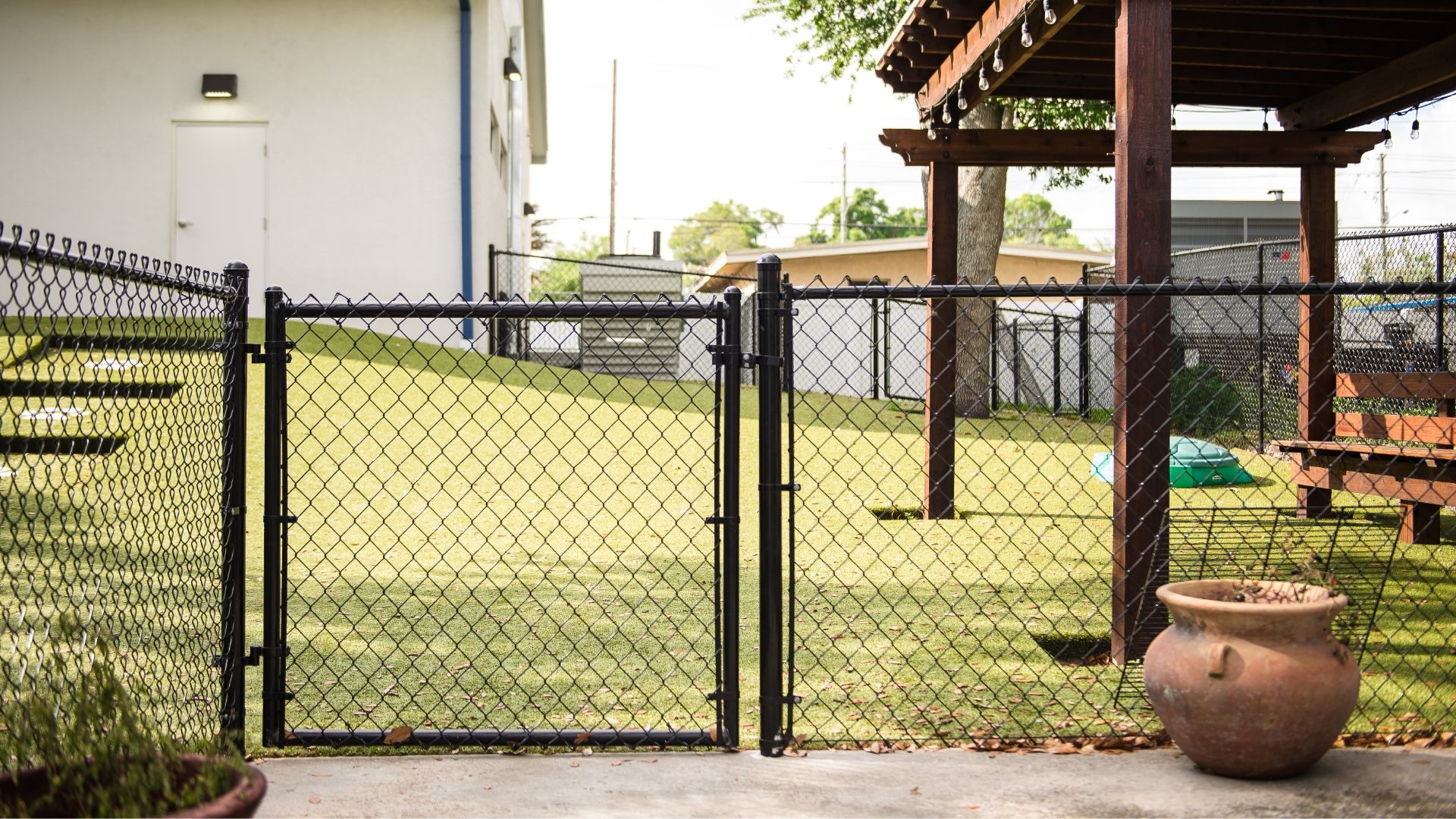 Chain link fencing companies near me